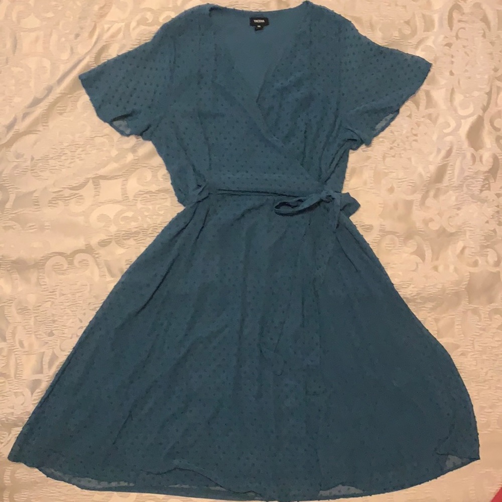 XL TACERA ocean blue wrap dress